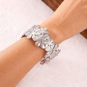 3/$35 Silver-Tone Floral Cuff Bracelet Daisy Flower Wide Open Bangle Girls Gift